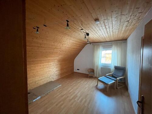 Foto - 2 Zimmer Dachgeschoßwohnung zur Miete in Steinweiler