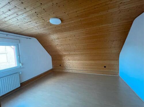 Foto - 2 Zimmer Dachgeschoßwohnung in Steinweiler