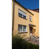 4-Zimmer Reihenendhaus mit Garten und Garage in Feucht