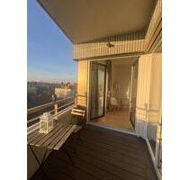 Sehr schöne, voll ausgestattete 2-Zimmer-Residenz mit Sonnenterrasse und Blick auf Grunewald - Berlin Charlottenburg-Wilmersdorf