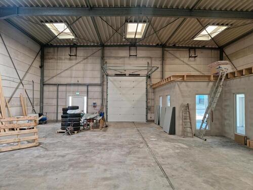 Foto - Gewerbliche Halle zu Miete,Werksatt,Lager