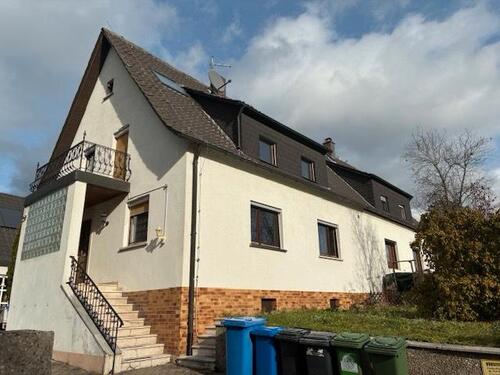 Foto - Doppelhaushälfte mit 50 iger Flair in Burgfarrnbach zu vermieten