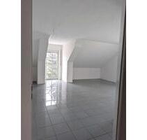 3 ZKB in Hutthurm 110 qm zu vermieten - 900 Euro inkl. NK