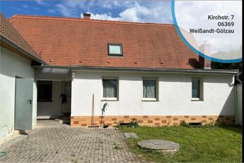 Foto - Einfamilienhaus mit großem Grundstück & Nebengebäuden