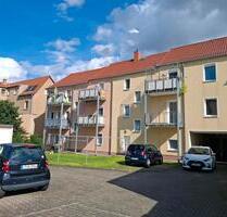 2- Zimmerwohnung mit Balkon zu vermieten - Groitzsch