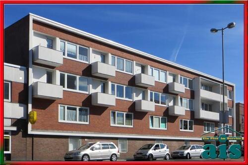 Foto - ais GmbH bietet an: 3 Zimmer Wohnung mit Balkon und Einbauküche!