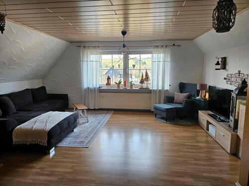 Foto - Dachgeschosswohnung - 950,00 EUR Kaltmiete,