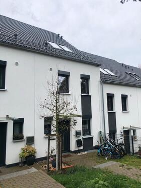 Foto - Reihenmittelhaus Erlangen-Bruck . 2100€