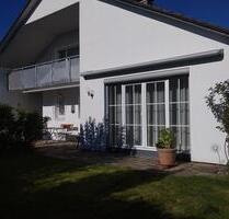 Haus in ruhiger Lage mit ausgeb. DG-Wohnung in Aalen-Fachsenfeld