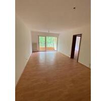 Helle 2ZKB-Wohnung mit Einbauküche & KFZ-Stellplatz - Saarbrücken Dudweiler
