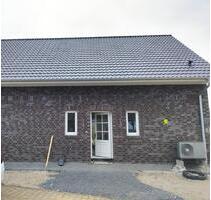 Vermietung Einfamilienhaus - 1.000,00&nbsp;EUR Kaltmiete, ca.&nbsp; 145,00&nbsp;m&sup2; in Kastellaun (PLZ: 56288)