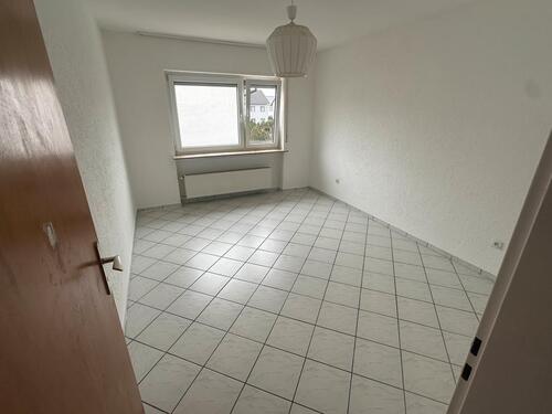 Foto - 2-Zimmer, Küche, Bad, gr. Balkon, LU-MAUDACH