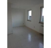 2 Raumwohnung in schöner Wohnanlage von Magdeburg