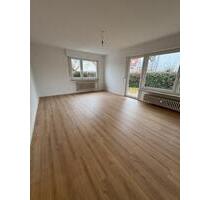 frisch renovierte 3 Zimmer Wohnung in guter Lage mit EBK&Garage - Böblingen