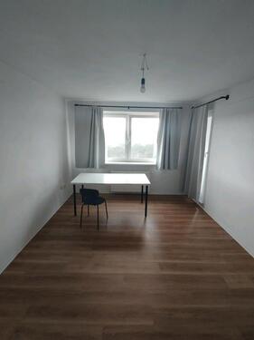 Foto - 1 Zimmer mit Balkon in Hamburg - 600,00&nbsp;EUR Kaltmiete, ca.&nbsp; 20,00&nbsp;m&sup2;