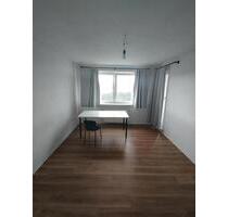 1 Zimmer mit Balkon in Hamburg - 600,00&nbsp;EUR Kaltmiete, ca.&nbsp; 20,00&nbsp;m&sup2; in Hamburg (PLZ: 21147) Harburg