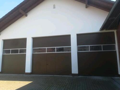 Foto - Unterstellplatz Stellplatz Einstellplatz Wohnwagen