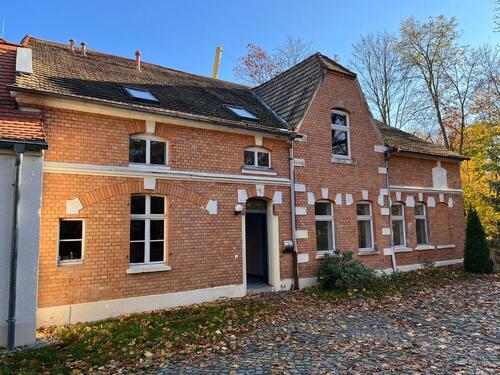 Foto - Doppelhaushälfte bestehend aus 4 Zimmer, Küche, Bad, Gäste WC, Terrasse