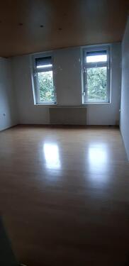 Foto - Altbau Zwei-Zimmer-Whg, mit Balkon, kein Jobcenter,Nähe Badstraße