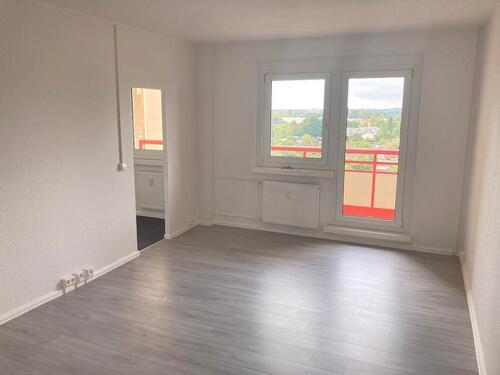 Foto - Ein Zimmer mit Balkon... - 258,00 EUR Kaltmiete,