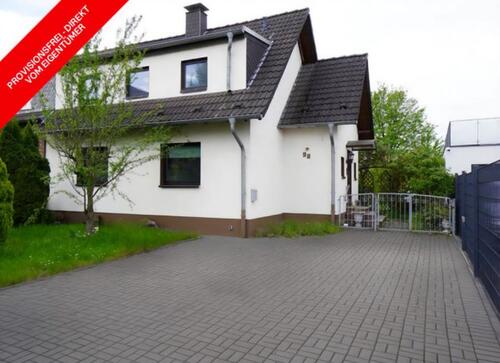 Foto - DHH in Ratingen- Tiefenbroich mit vielen Möglichkeiten