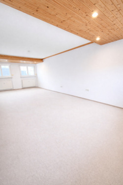 Foto - 3 Zimmer Dachgeschoßwohnung zur Miete in Neunkirchen