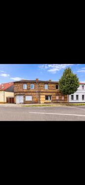 Foto - Einfamilienhaus zu vermieten - 900,00&nbsp;EUR Kaltmiete, ca.&nbsp; 145,00&nbsp;m&sup2;