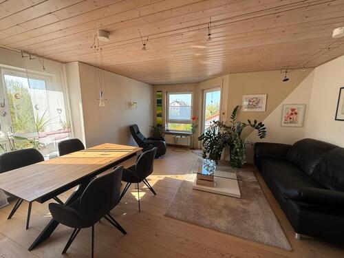 Foto - Helle 3-Zimmer Wohnung mit Balkon im 2. OG in Bodelshausen