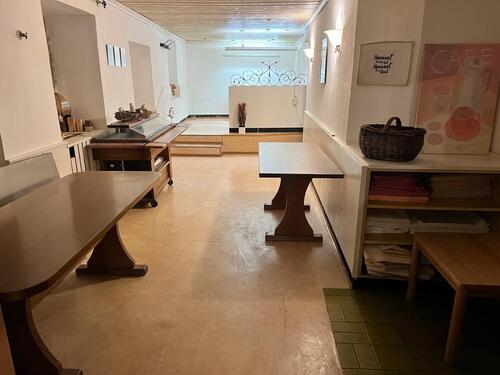 Foto - Büro Home Office Wein Getränke Lager Raum Trocken Perlesreut