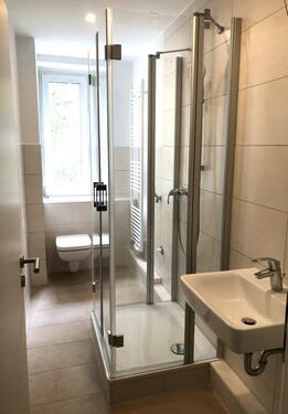 Foto - TOP SANIERTE FREUNDLICHE 4 Zi. MIT NEUEM BAD