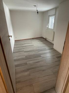 Foto - Einfamilienhaus 100 m² mit großem Grundstück zu vermieten