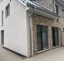 Modernes Neubau-Reihenhaus mit Garten in Bienenbüttel - Lüneburg