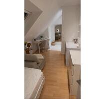 WG-Zimmer (Frauen WG) - 620,00&nbsp;EUR Kaltmiete, ca.&nbsp; 14,00&nbsp;m&sup2; in Düsseldorf (PLZ: 40476) Derendorf