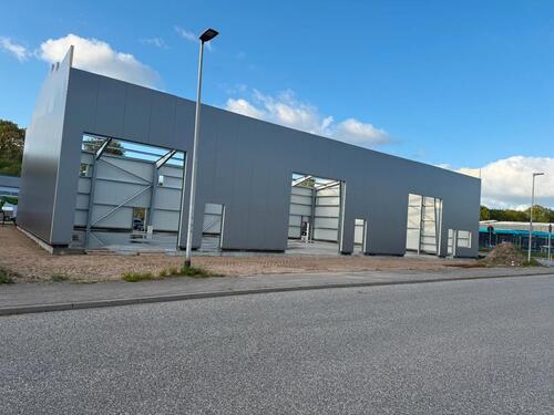 Foto - Moderne Gewerbehalle Lagerhalle zu vermieten