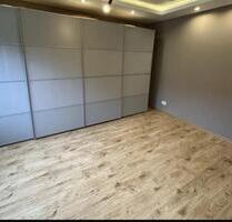 Moderne 3 Zimmer Wohnung in Deutz (auch als WG geeignet) - Köln Mülheim