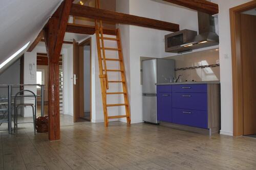 Foto - Charmante 2-Zimmer DG Wohnung mit EBK & Top-Lage - ab 01.06.26