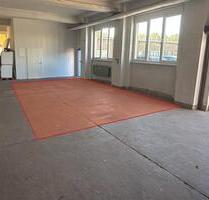 Freifläche in Halle | 35,5 m² | Befahrbar | SchönebeckElbe - Schönebeck (Elbe)