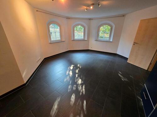 Foto - Zu Vermieten: 2-Zimmer Souterrainwohnung in Bickenbach