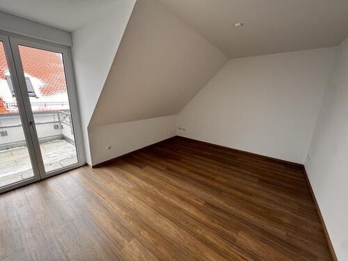 Foto - 2.5 Zimmer Dachgeschoßwohnung zur Miete in Neunkirchen am Brand