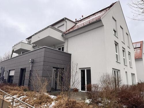 Foto - Zur Miete: 2-Zimmer-Wohnung im Erdgeschoss mit Terrasse in Neunkirchen am Brand