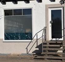 Ladenfläche - 805,00&nbsp;EUR Kaltmiete, ca.&nbsp; 43,60&nbsp;m&sup2; in Braunschweig (PLZ: 38126) Südstadt- Rautheim- Mascherode