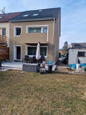 Foto - Kernsaniertes Reiheneckhaus mit großem Grundstück Seespitze