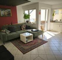 Charmante 2-3-Zimmer-Eigentumswohnung mit Terrasse und Balkon - Reutlingen Orschel-Hagen