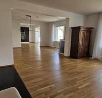 Barrierefreie 4-ZKB mit gehobener Ausstattung in Wachenheim - Wachenheim an der Weinstraße