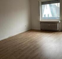 2 Zimmer Wohnung in Nieheim - 630,00 EUR Kaltmiete, in Nieheim (PLZ: 33039)
