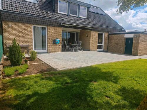 Foto - Haus mit Garten und viel Platz - 3.900,00&nbsp;EUR Kaltmiete, ca.&nbsp; 200,00&nbsp;m&sup2;