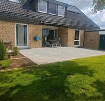 Haus mit Garten und viel Platz - 3.900,00&nbsp;EUR Kaltmiete, ca.&nbsp; 200,00&nbsp;m&sup2; in Jüchen (PLZ: 41363)