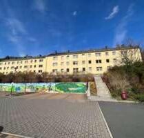 Schöne 4-Zimmer-Wohnung am See - 355,00 EUR Kaltmiete, in Kaulsdorf (PLZ: 07338)