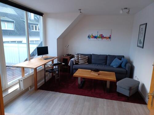 Foto - Helle 2,5-Zimmer Wohnung im 5. OG mit Balkon in Düsseldorf-Oberbi