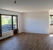 105 m², Südterrasse, Weitblick: frisch renovierte 3-Zimmer-Wohnung zentral in Bad Wildungen
